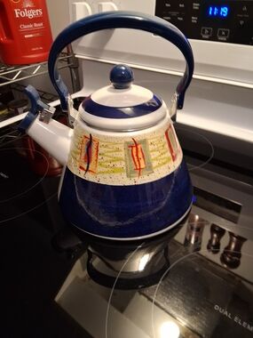 Blue Ceramic Whistling Tea Kettle with Graphic Band